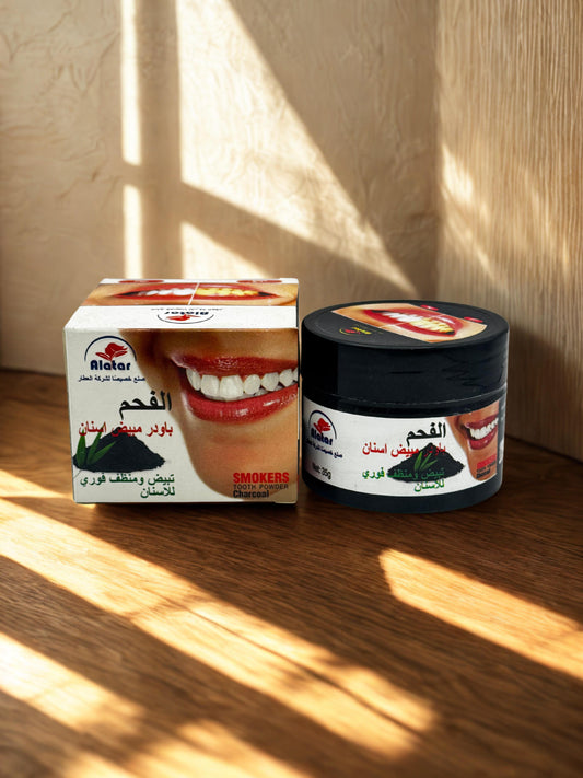 Poudre de charbon pour le blanchiment des dents